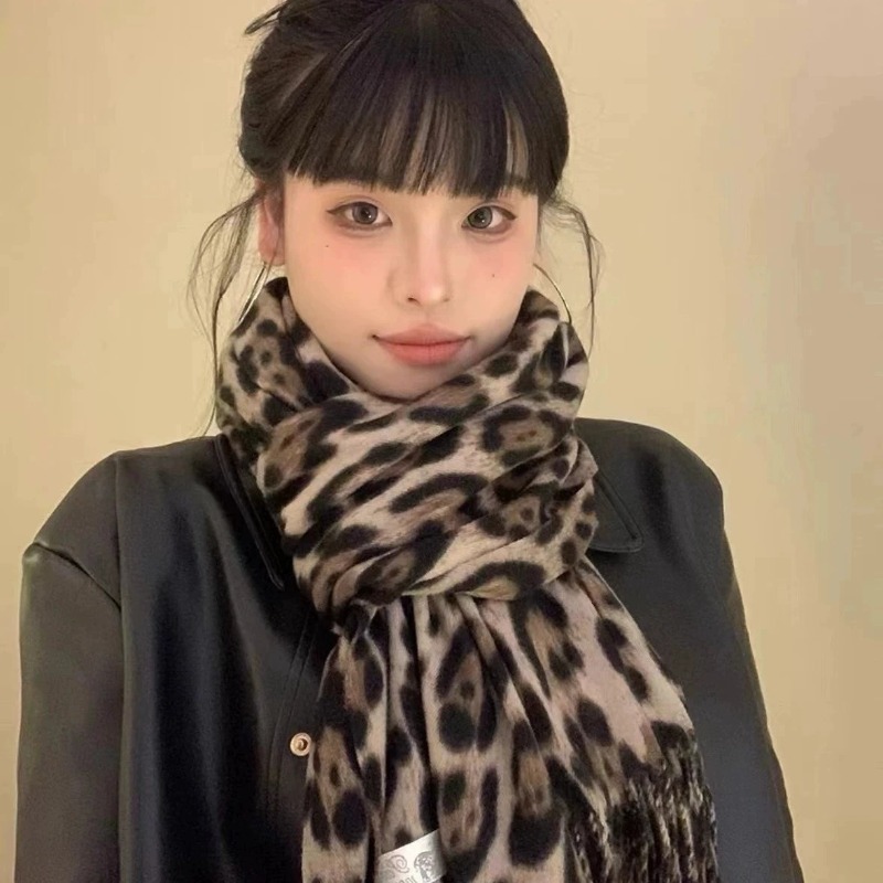 2025 New Retro Silk Leopard Pa - đánh giá và giá Vintage Fashion Knitwear