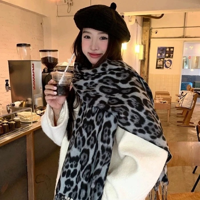 2025 New Retro Silk Leopard Pa - đánh giá và giá Vintage Fashion Knitwear